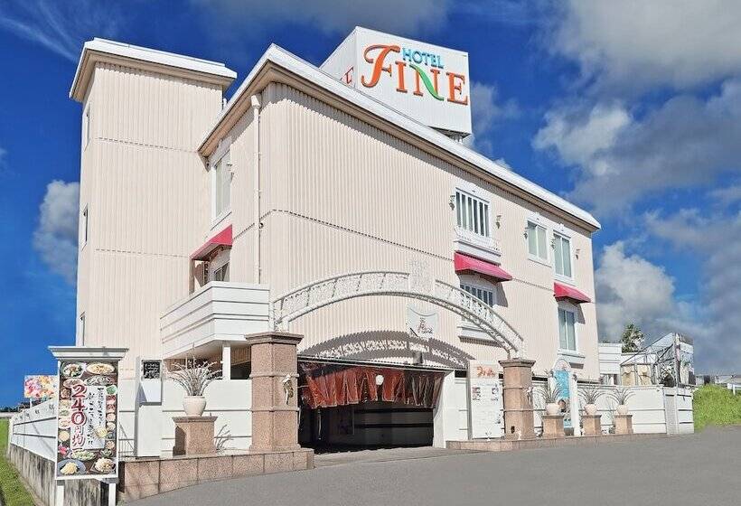 Отель Fine Tsu