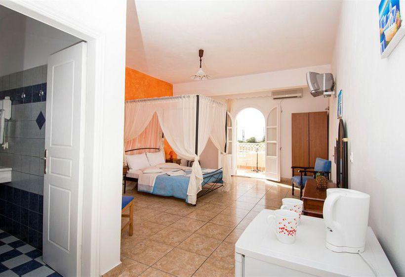 Hôtel Fira Calm