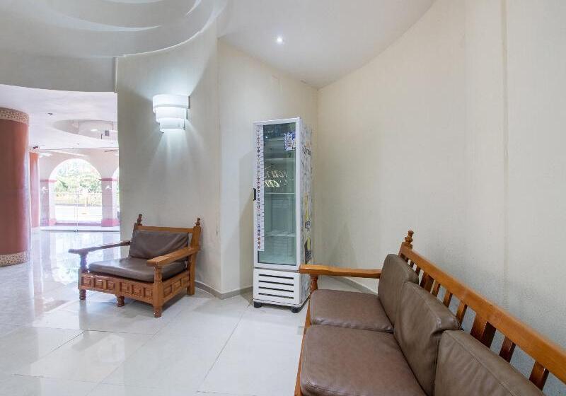 ホテル Gran Santiago Plaza