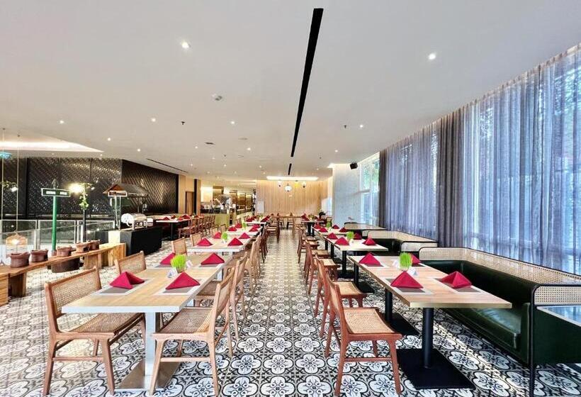 호텔 Grand Zuri Malioboro