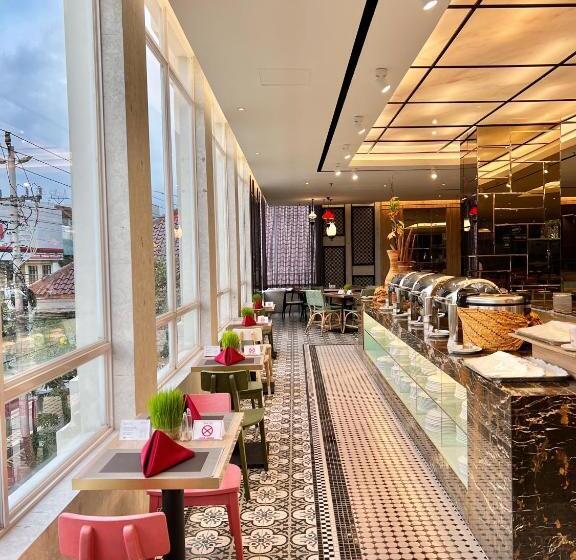 호텔 Grand Zuri Malioboro