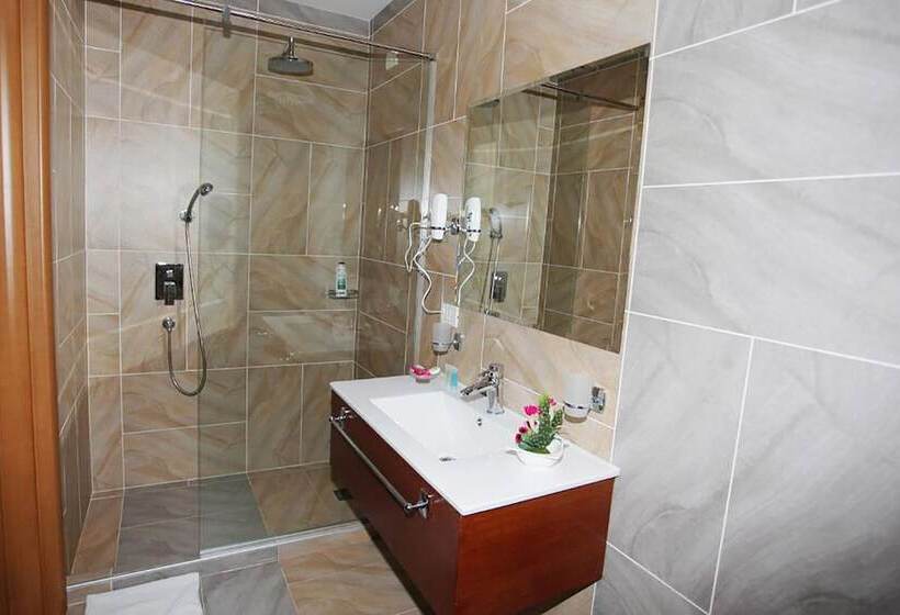 בית מלון כפרי Green