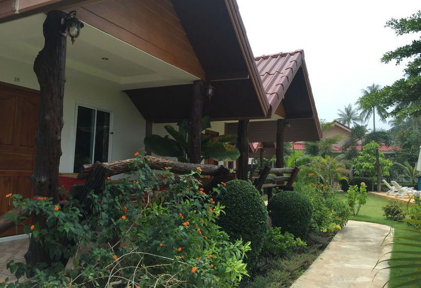 호텔 Hana Lanta Resort