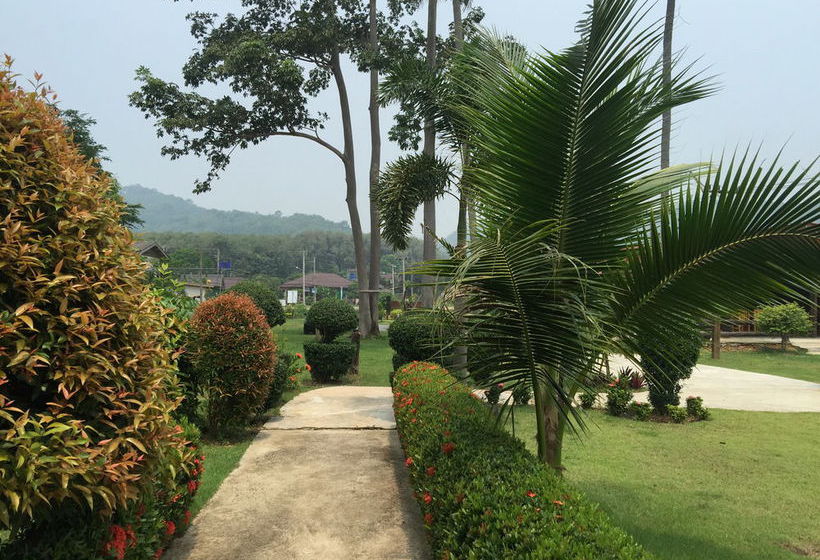 호텔 Hana Lanta Resort