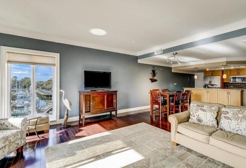 בית מלון כפרי Harbourside I I I