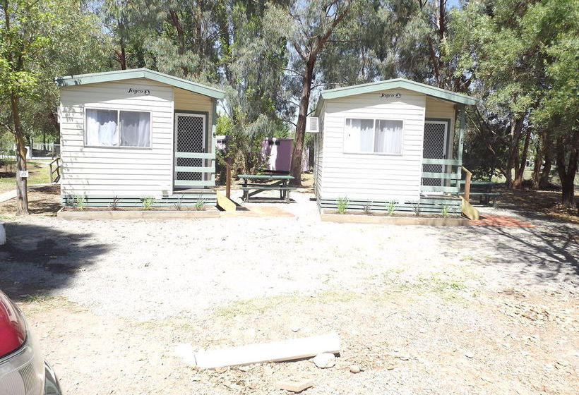 בית מלון כפרי High Country Holiday Park