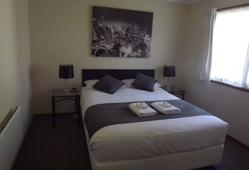 בית מלון כפרי High Country Holiday Park