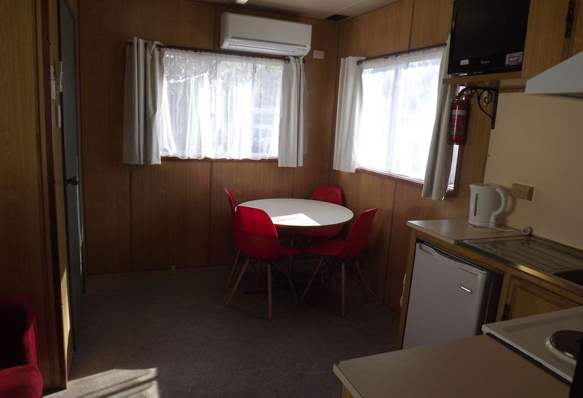 בית מלון כפרי High Country Holiday Park