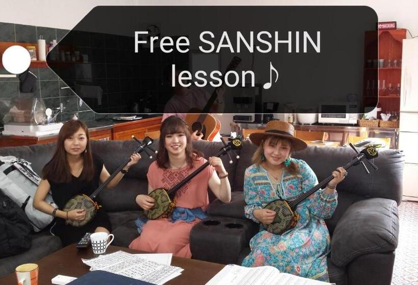 호텔 Holiday House Ryukyu An Music Hostel