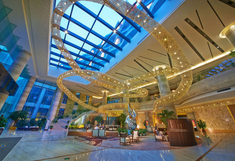 فندق Howard Johnson Hot Spring Resort Wugongshan