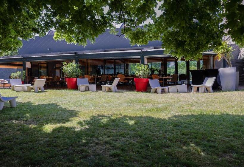 هتل Et Spa Du Chateau