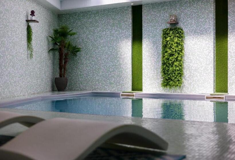 هتل Et Spa Du Chateau