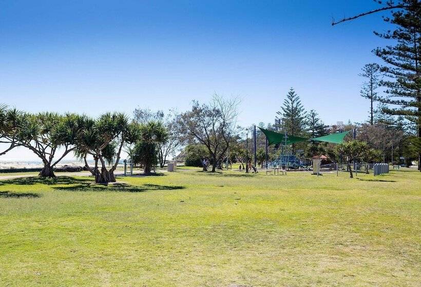 בית מלון כפרי Kirra Beach Tourist Park