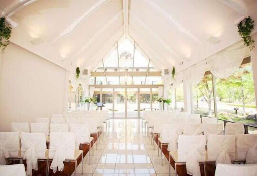 Otel Komagane Kogen Resort Linx