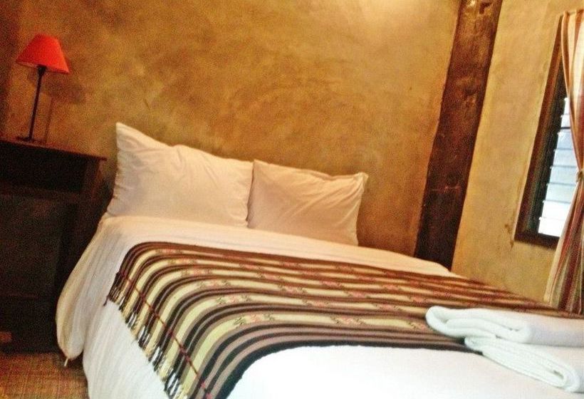 ホテル La Bhu Salah