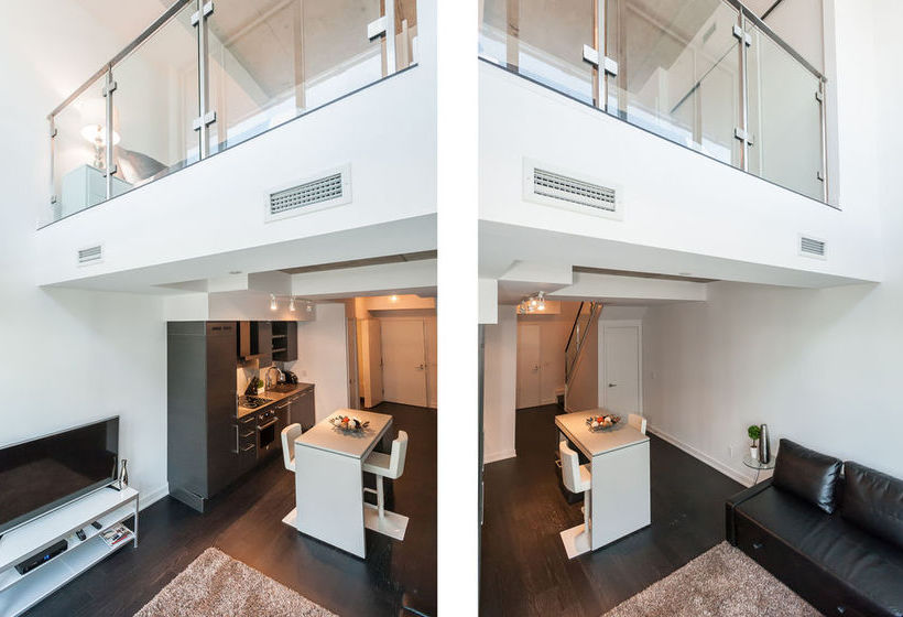 Отель Life Suites - King West Loft