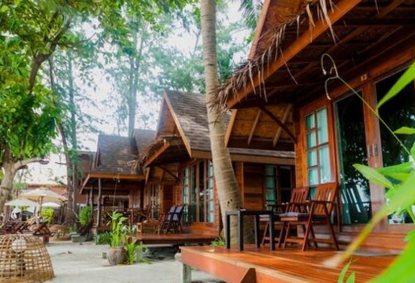 فندق Lipe Beach Resort