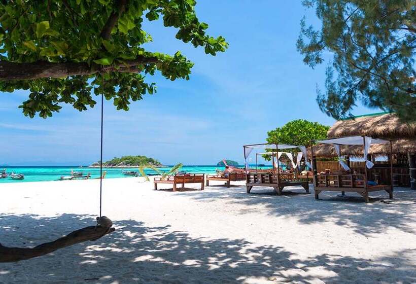 فندق Lipe Beach Resort