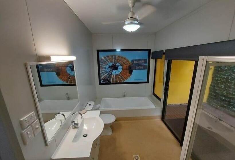 호텔 Litchfield Tourist Park