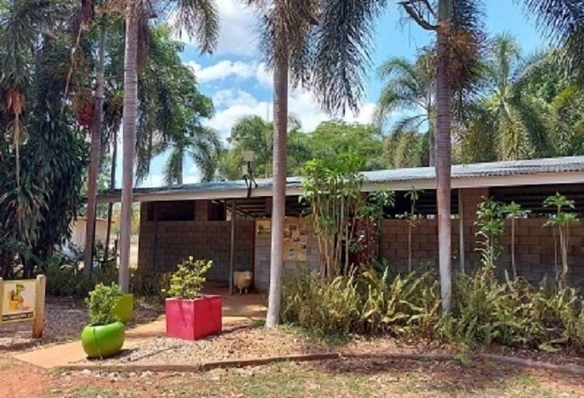 هتل Litchfield Tourist Park