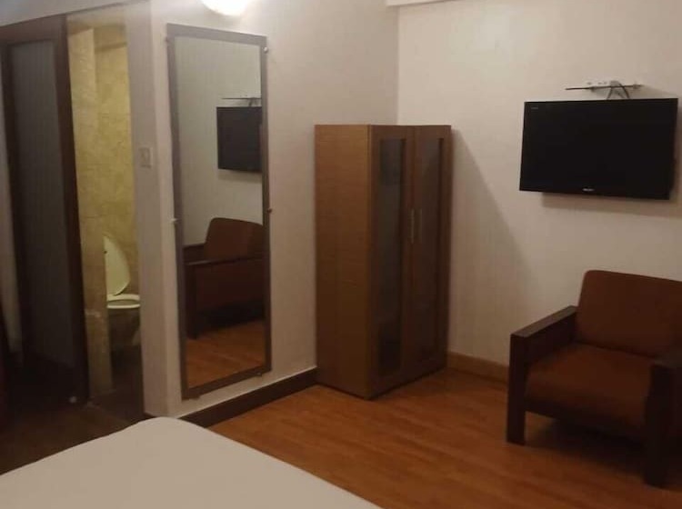 בית מלון כפרי Marina Inn Egmore Chennai