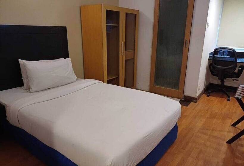 בית מלון כפרי Marina Inn Egmore Chennai