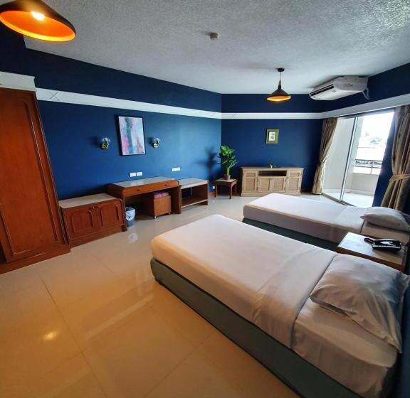 هتل Markland Beach View