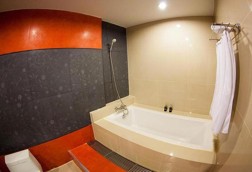 هتل Markland Beach View