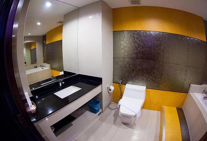 هتل Markland Beach View