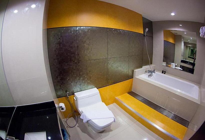 هتل Markland Beach View