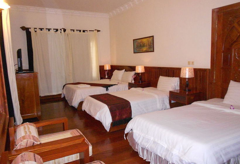 ホテル Mayfair Boutique Angkor Villa