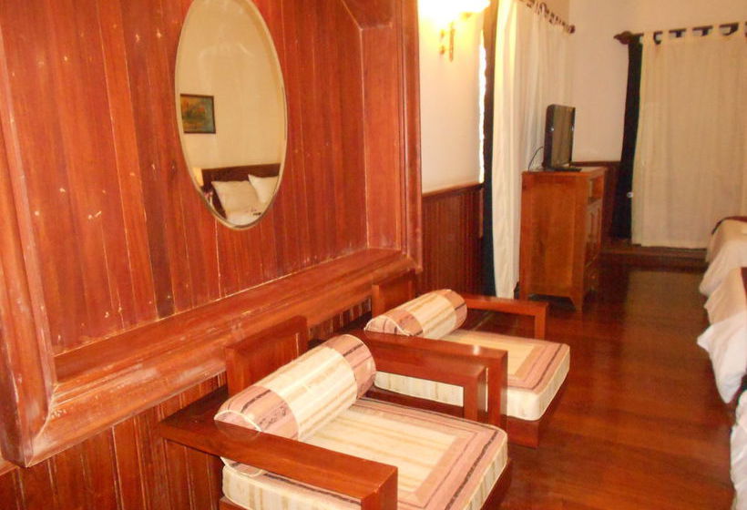 ホテル Mayfair Boutique Angkor Villa