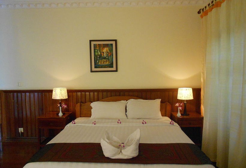 ホテル Mayfair Boutique Angkor Villa