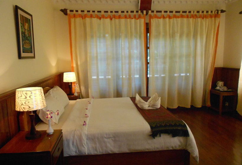 ホテル Mayfair Boutique Angkor Villa