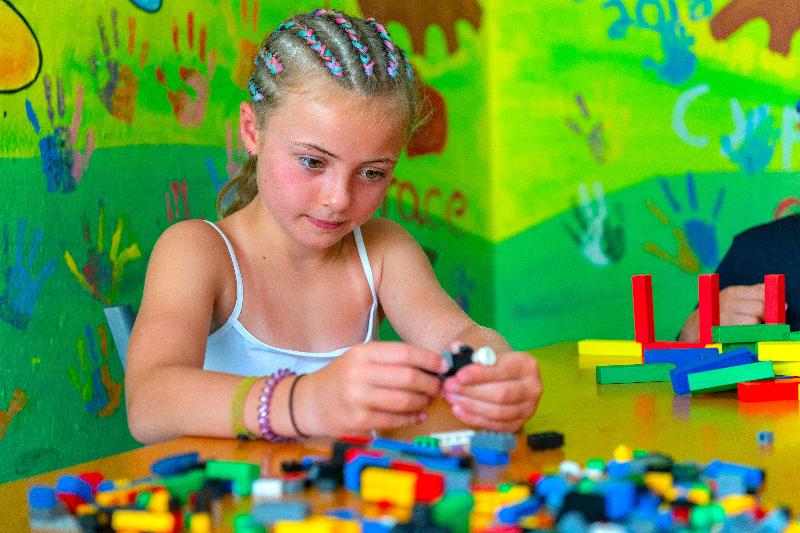 Отель Mayfair Gardens