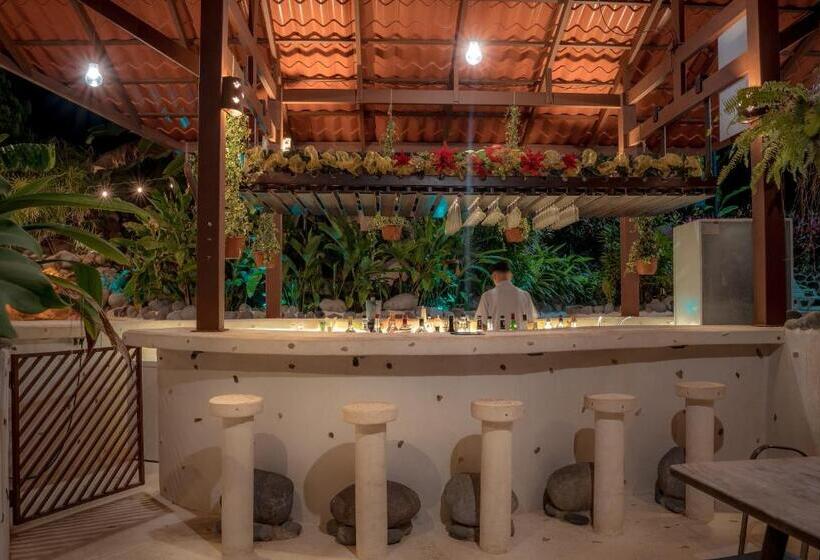 Miradas Arenal Hotel & Hotsprings