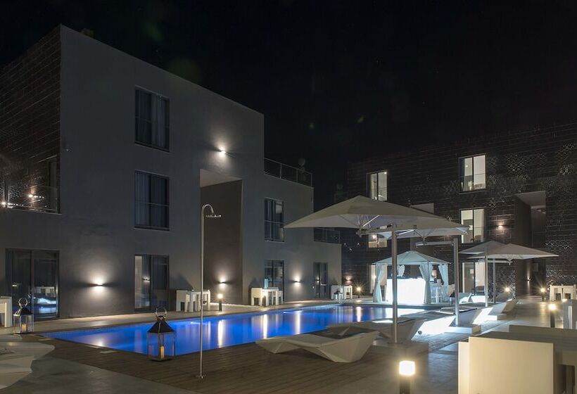 בית מלון כפרי Nacala Plaza Business Design