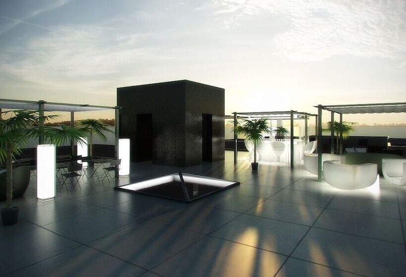 בית מלון כפרי Nacala Plaza Business Design