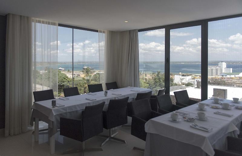 בית מלון כפרי Nacala Plaza Business Design