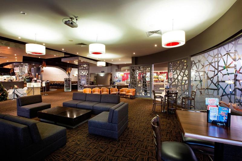 בית מלון כפרי Nightcap At Sandown Park