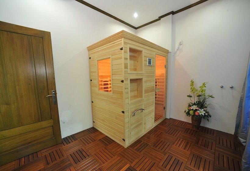 هتل Palm Spring Resort & Spa