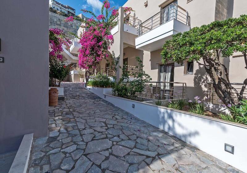 ホテル Porto Platanias Village Resort