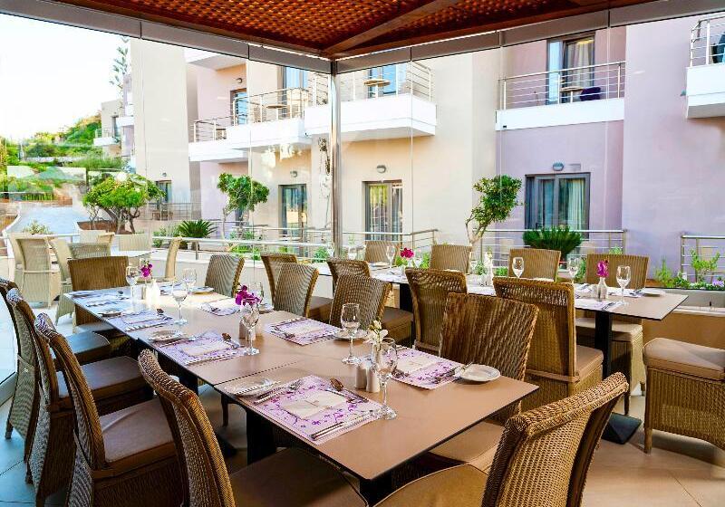 ホテル Porto Platanias Village Resort