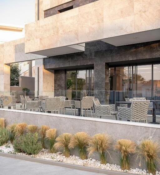 酒店 Porto Platanias Village Resort