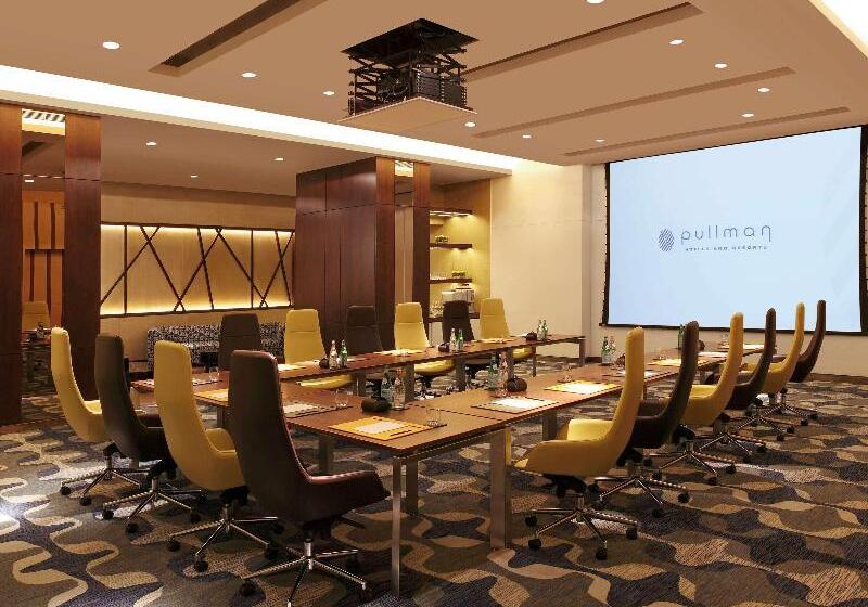 Pullman New Delhi Aerocity An Accor Hotels Brand