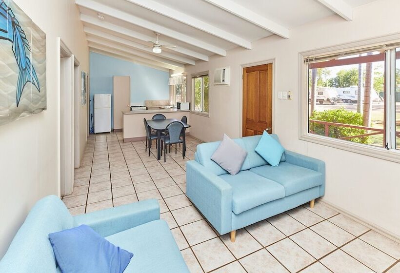 هتل Rac Cable Beach Holiday Park