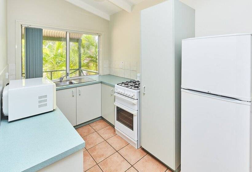 هتل Rac Cable Beach Holiday Park