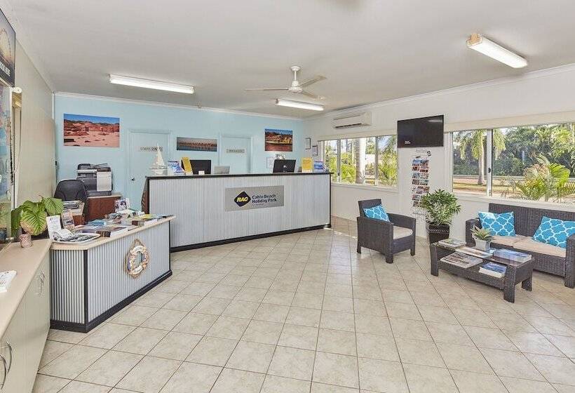 هتل Rac Cable Beach Holiday Park