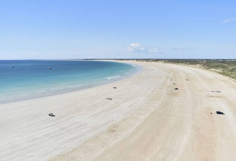 בית מלון כפרי Rac Cable Beach Holiday Park