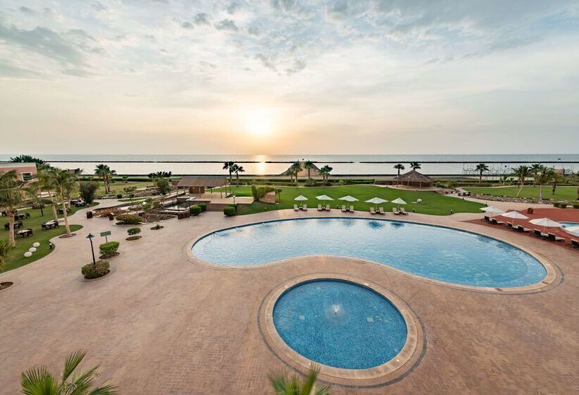 בית מלון כפרי Radisson Blu Resort Jizan